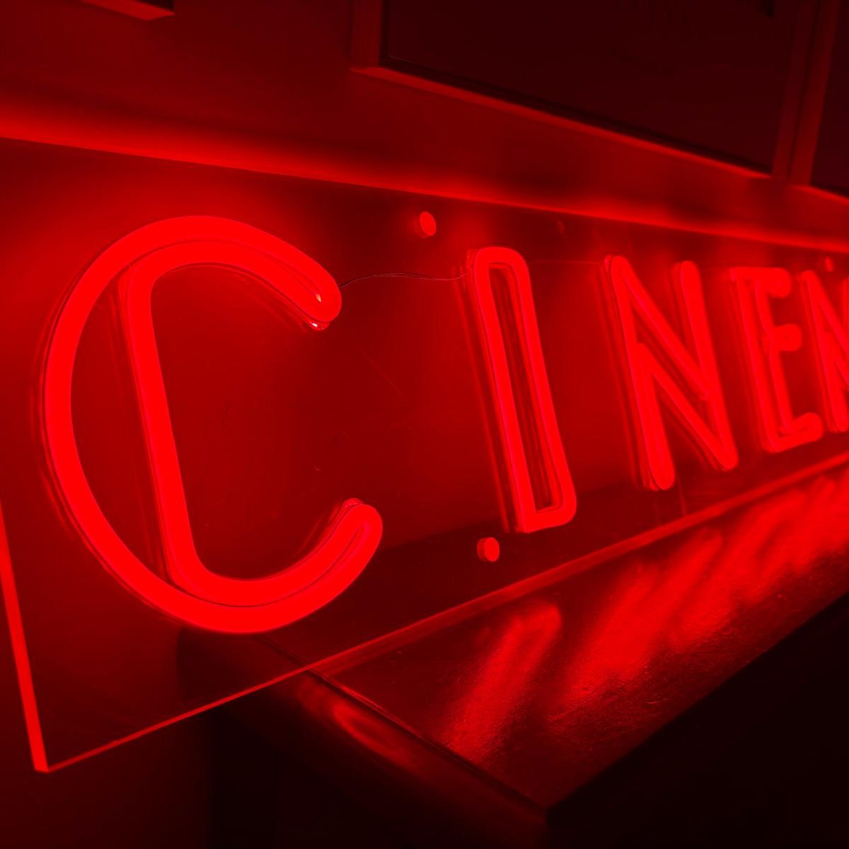 Insegna Led " CINEMA " — foto 4